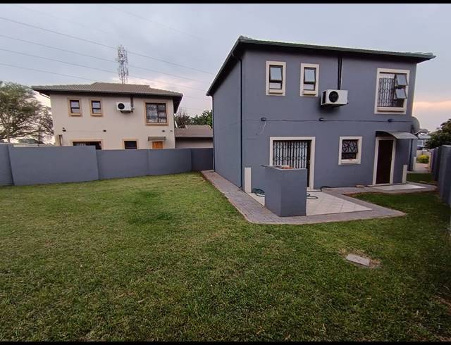 3 BEDROOM HOUSE FOR SALE IN MAGALIESBERG COUNTRY ESTATE